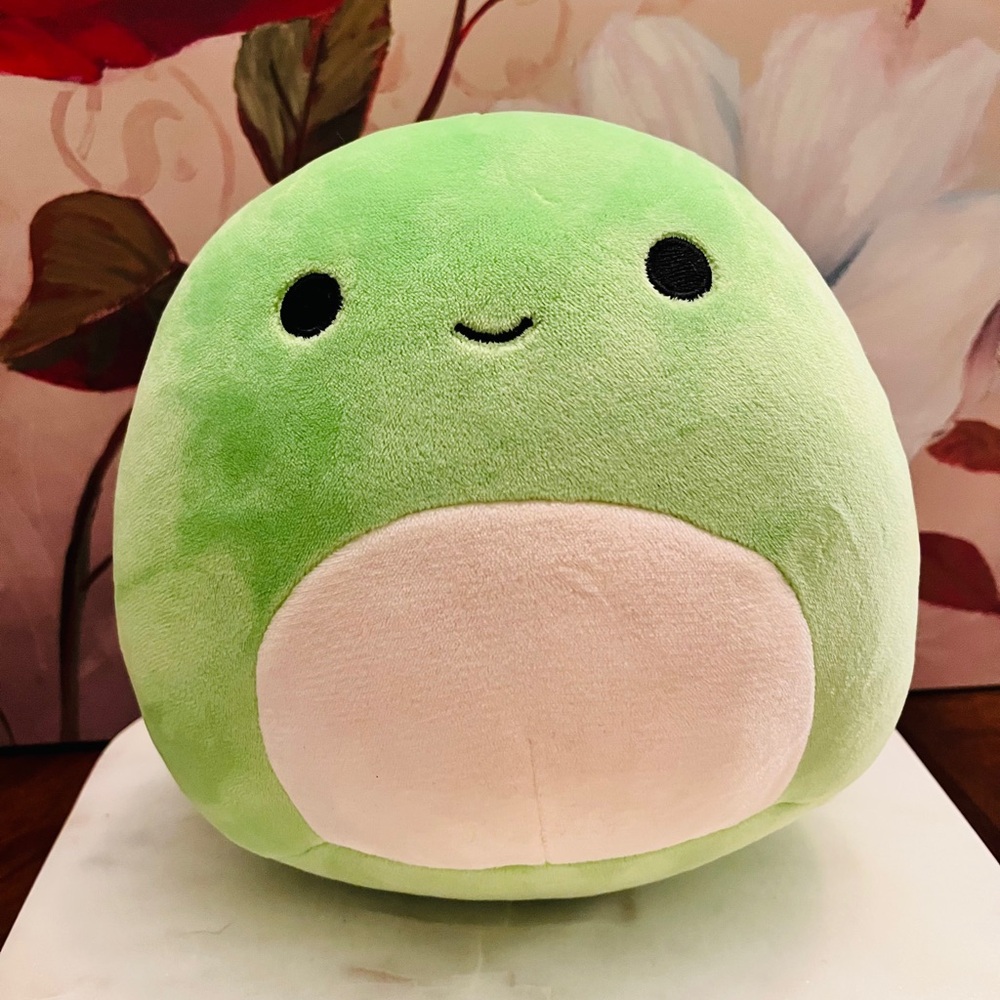 Original Squishmallow Henry the Turtle Plush Toy in Light Green & White Color - Picture 4 of 9